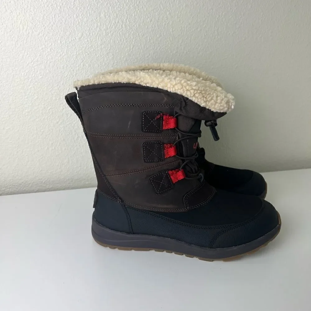Ugg Bellemore Weather size 4 Kids